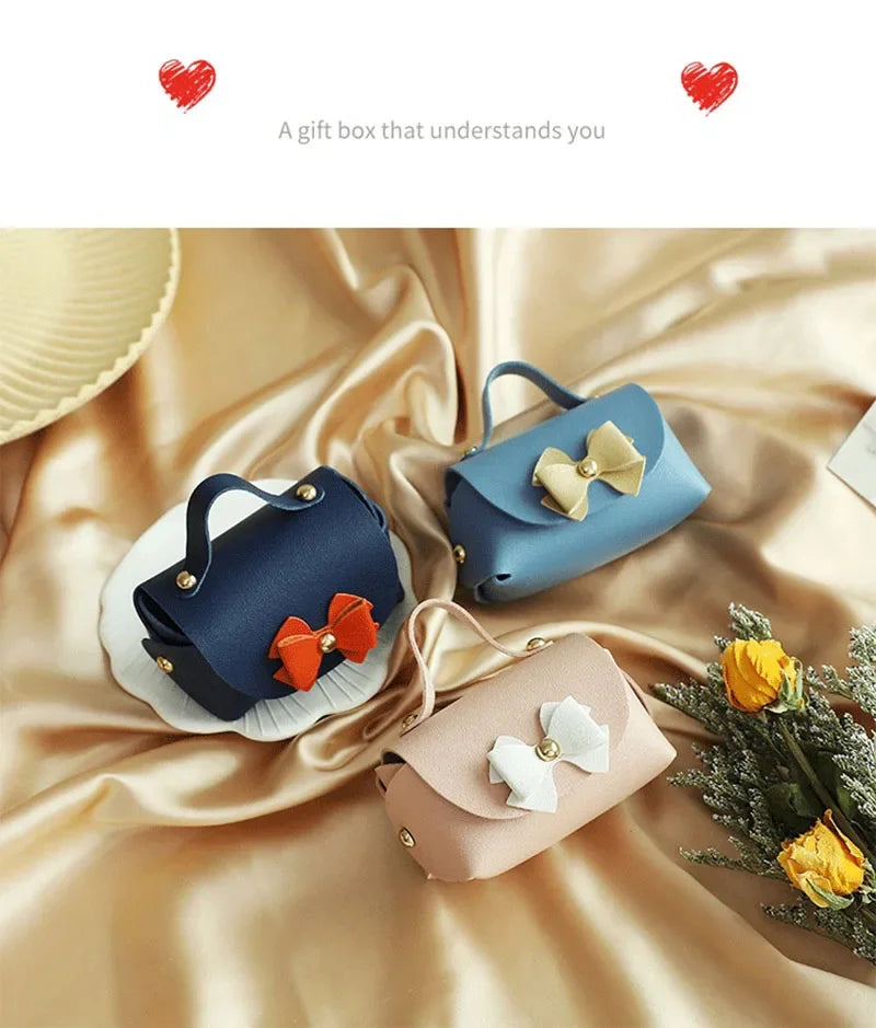 Wedding Gifts For Guests Mini Handbag Gift Bags Packaging Baby Shower Bags Cosmetic Lipstick Perfume Packaging Leather Bag
