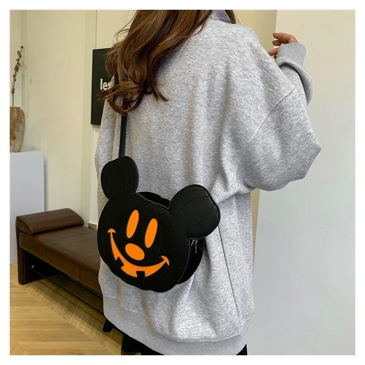Anime Halloween Pumpkin Crossbody Bag — Cute Cartoon Oval Zipper Shoulder Bag, Perfect Gift for Fall & Cosplay